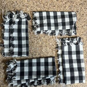 Black and White Checkered Fringed Napkins